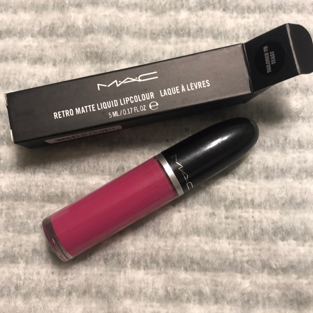 MAC retro matte liquid lipcolour-tailored to tease